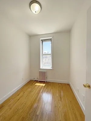 Rented by Compass | media 7