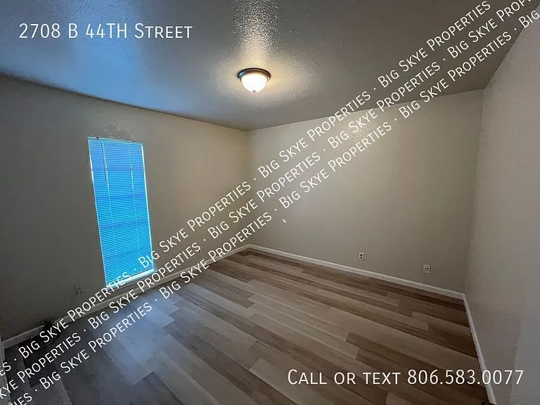 2708B 44th St — Photo 13