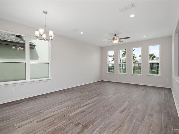 3rd image of 1301 Zurich Ave