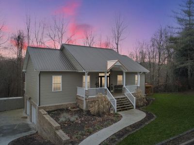 1306 Oakwood Cir, Big Stone Gap, VA, 24219