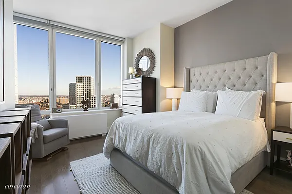 Sold by Corcoran | media 23