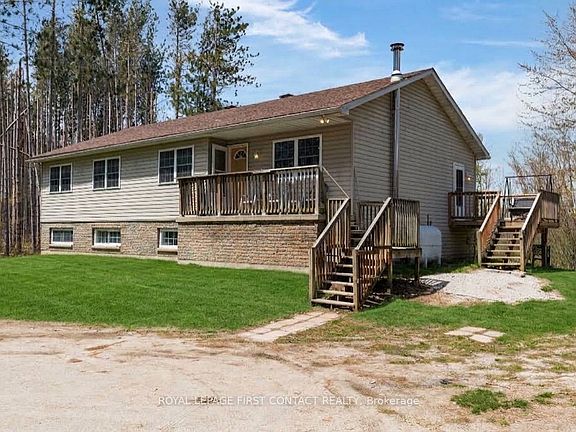 5th image of 2228 Monck Rd
