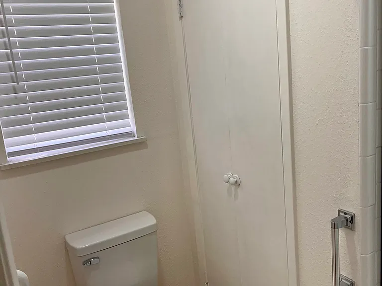 802 Voyager Dr — Photo 16