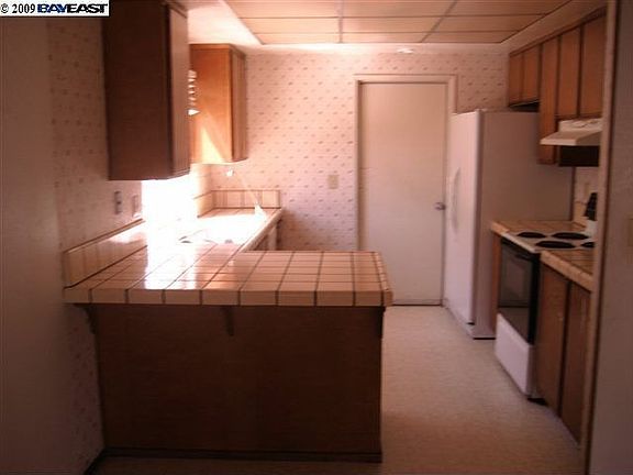 5th image of 3500 Sanddollar Ct