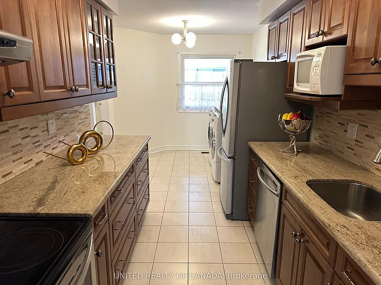 102 Baywood Ct — Photo 14