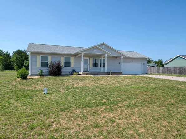 8592 King Arthurs Ct, Kingsley, MI 49649