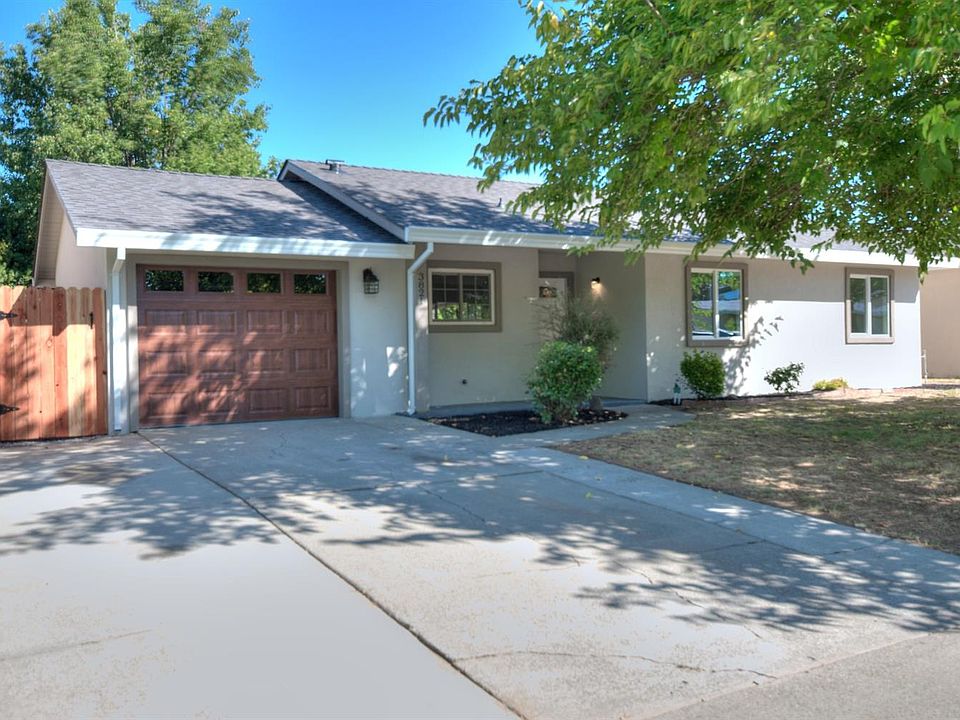 1st image of 3821 Lankershim Way