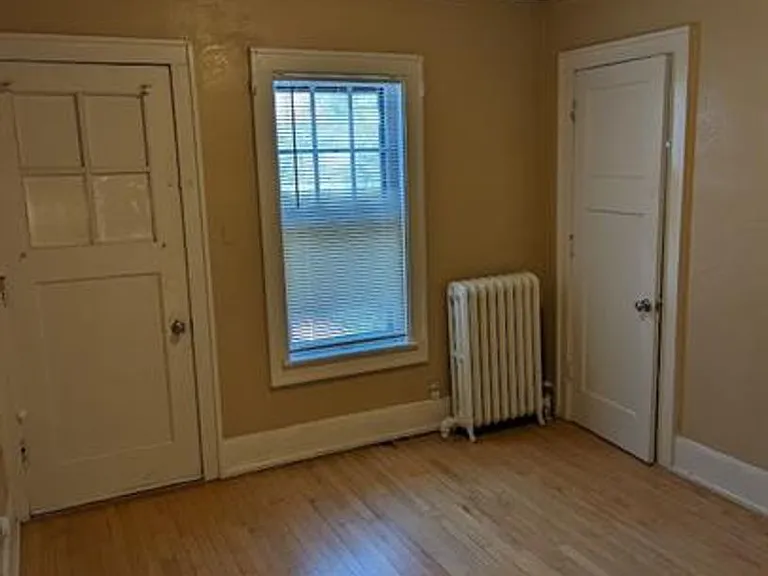 3035 N Stowell Ave — Photo 6
