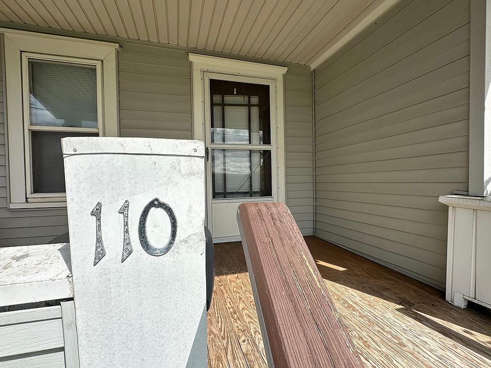 110 Munroe Falls Ave