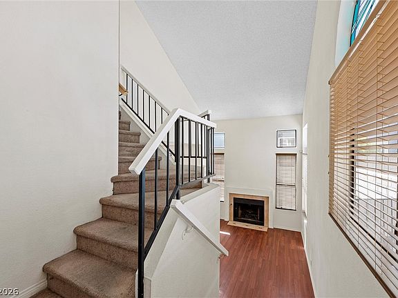 4th image of 4915 Strauss Dr