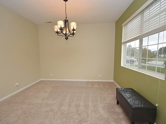 5th image of 1326 Kettleson Dr