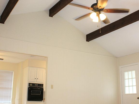 2nd image of 3609 Shady Park Dr