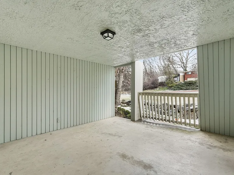 Christopher Village Apartments — Photo 27