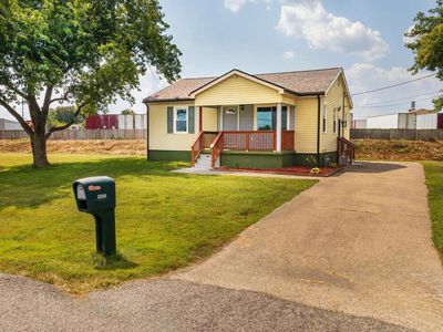 2500 Colonial Garden Rd, Evansville, IN, 47715
