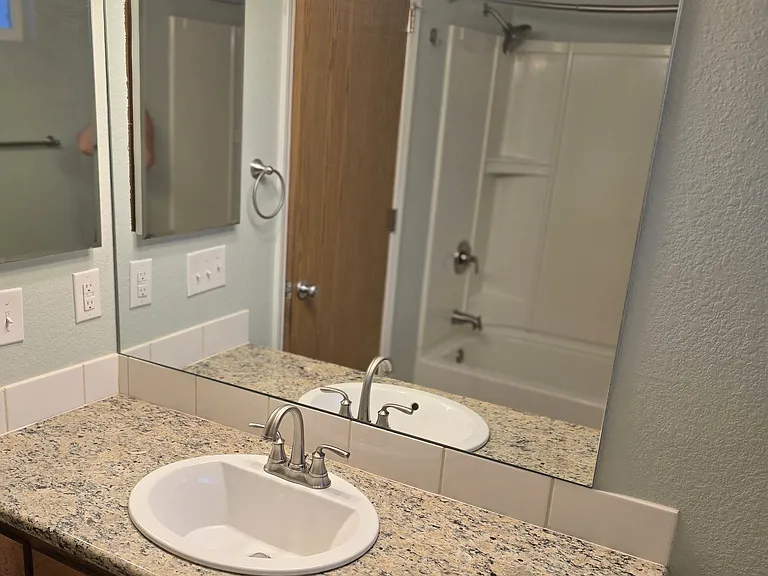 322 Lorraine Ave #A — Photo 11