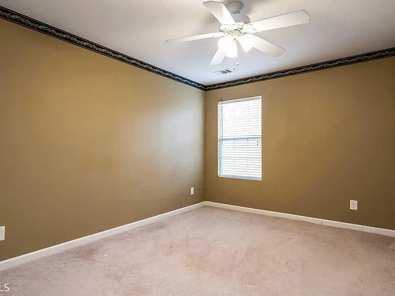 4205 Rogers Creek Ct — Photo 25