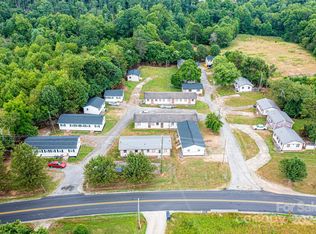 3214 Freezer Locker Rd, Hudson, NC 28638