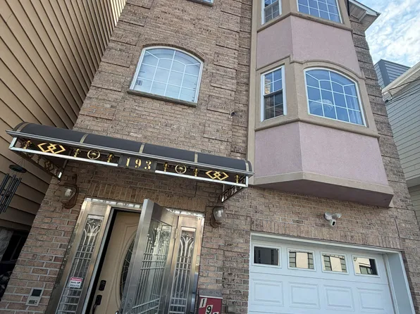 193 Stevens Ave Floor 2, Jersey City, NJ 07305