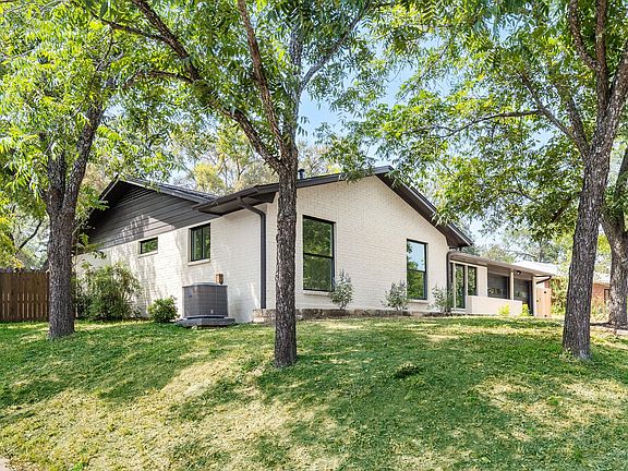 3rd image of 1444 Salem Meadow Cir
