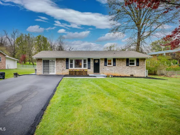 112 Miller Ave, Johnson City, TN 37601