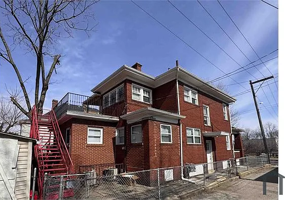 23 Wisconsin Ave — Photo 1