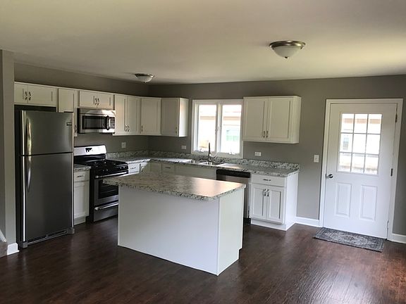 4th image of 1232 N Lake Shore Dr