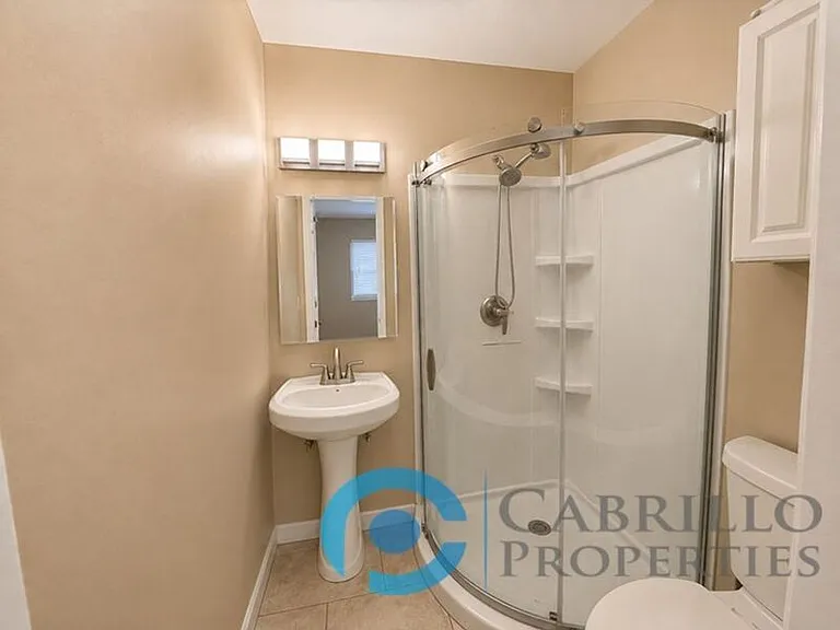 3112 30th St #11 — Photo 15