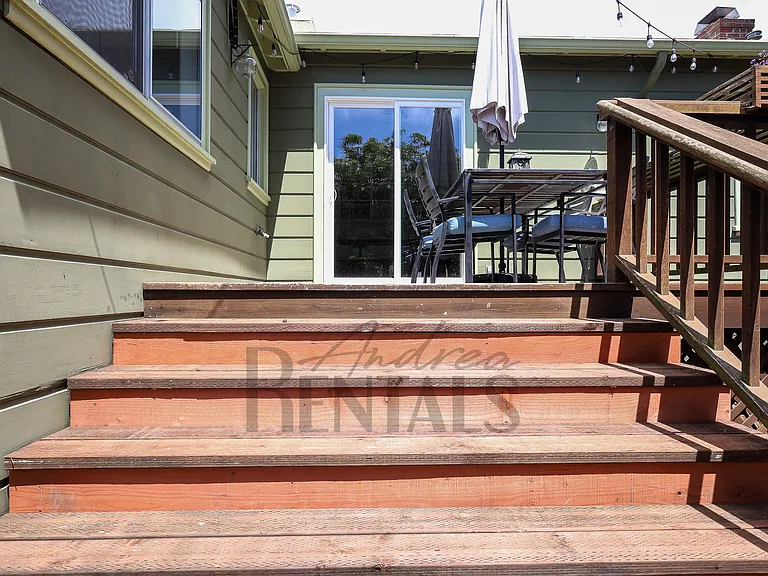 225 San Carlos Ave — Photo 27