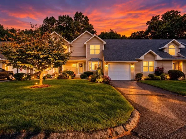 55 Dartmoor #55, Enfield, CT 06082