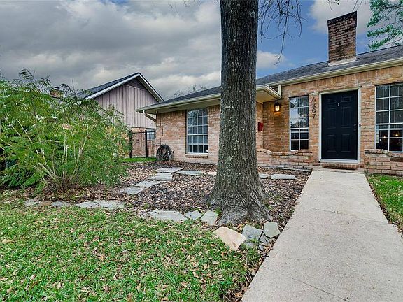 2nd image of 6207 Autumn Forest Dr