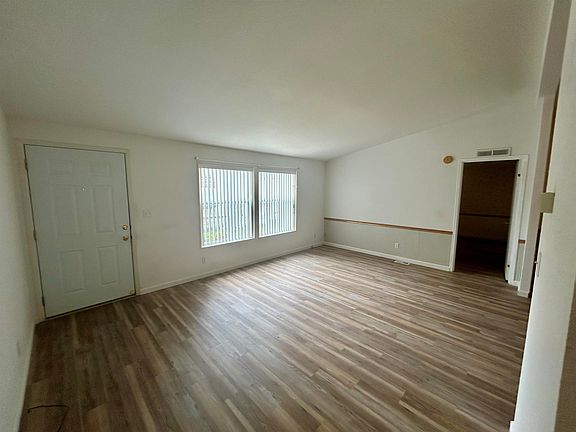 4th image of 1661 Northcrest Dr