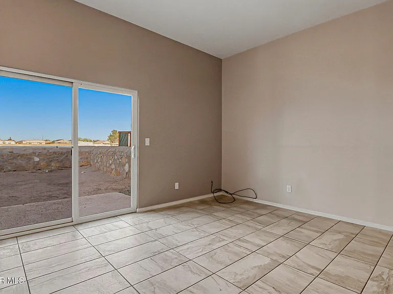 714 Hc Gilbert Minjares Dr #A — Photo 25