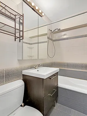 Sold by Ilite Realty Inc | media 31