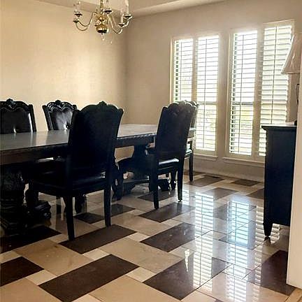 5th image of 6021 Oak Tree Rd