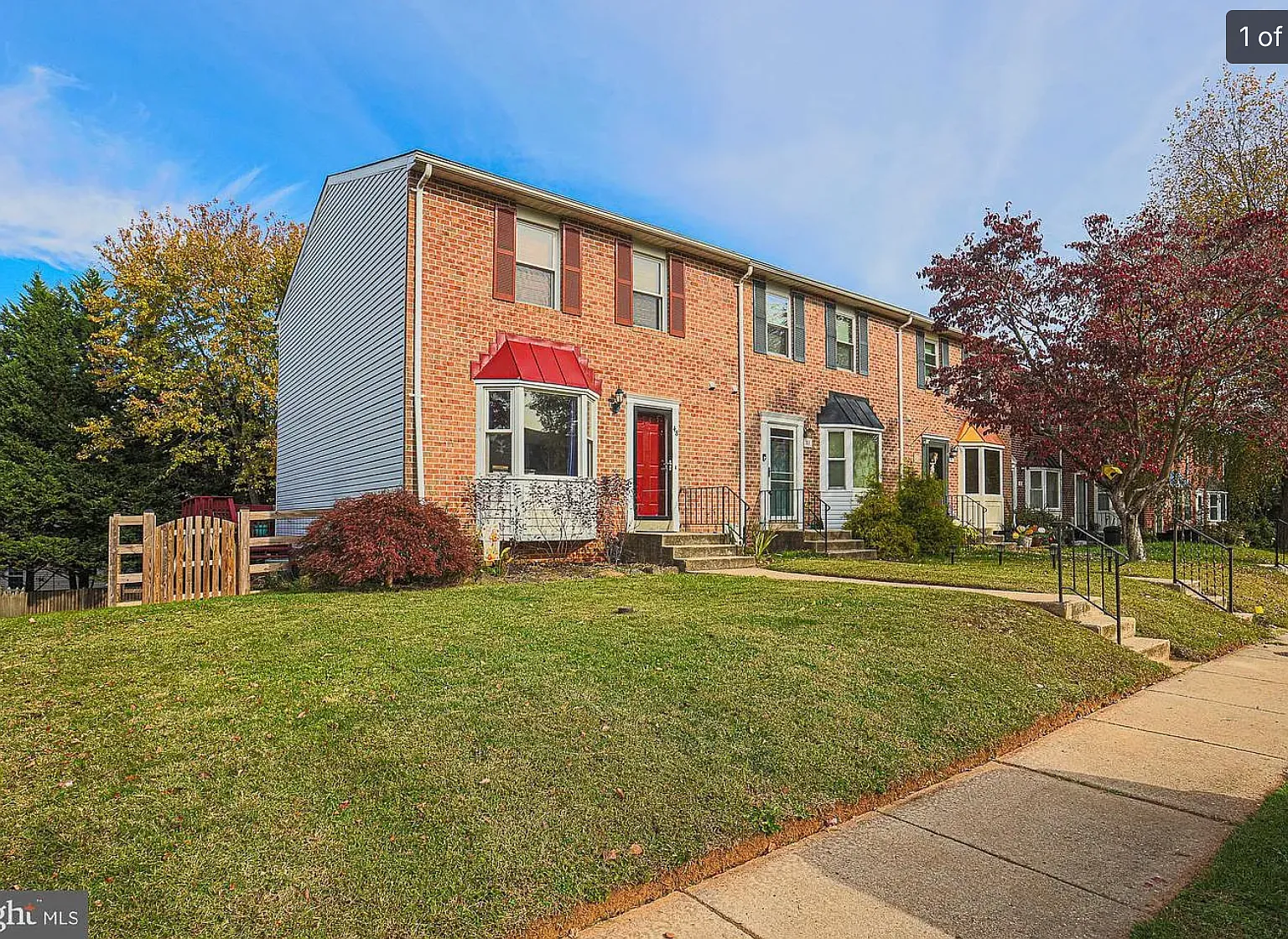 4 bed, 2.5 bath, 1580 sqft, $3,199 — Photo 4