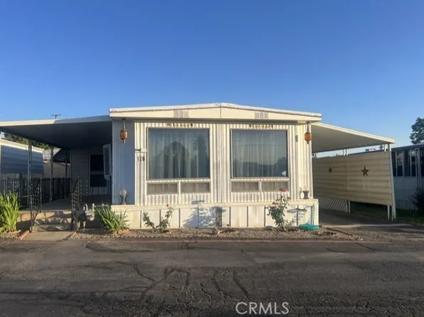 34480 County Line Rd Spc 126, Yucaipa, CA 92399