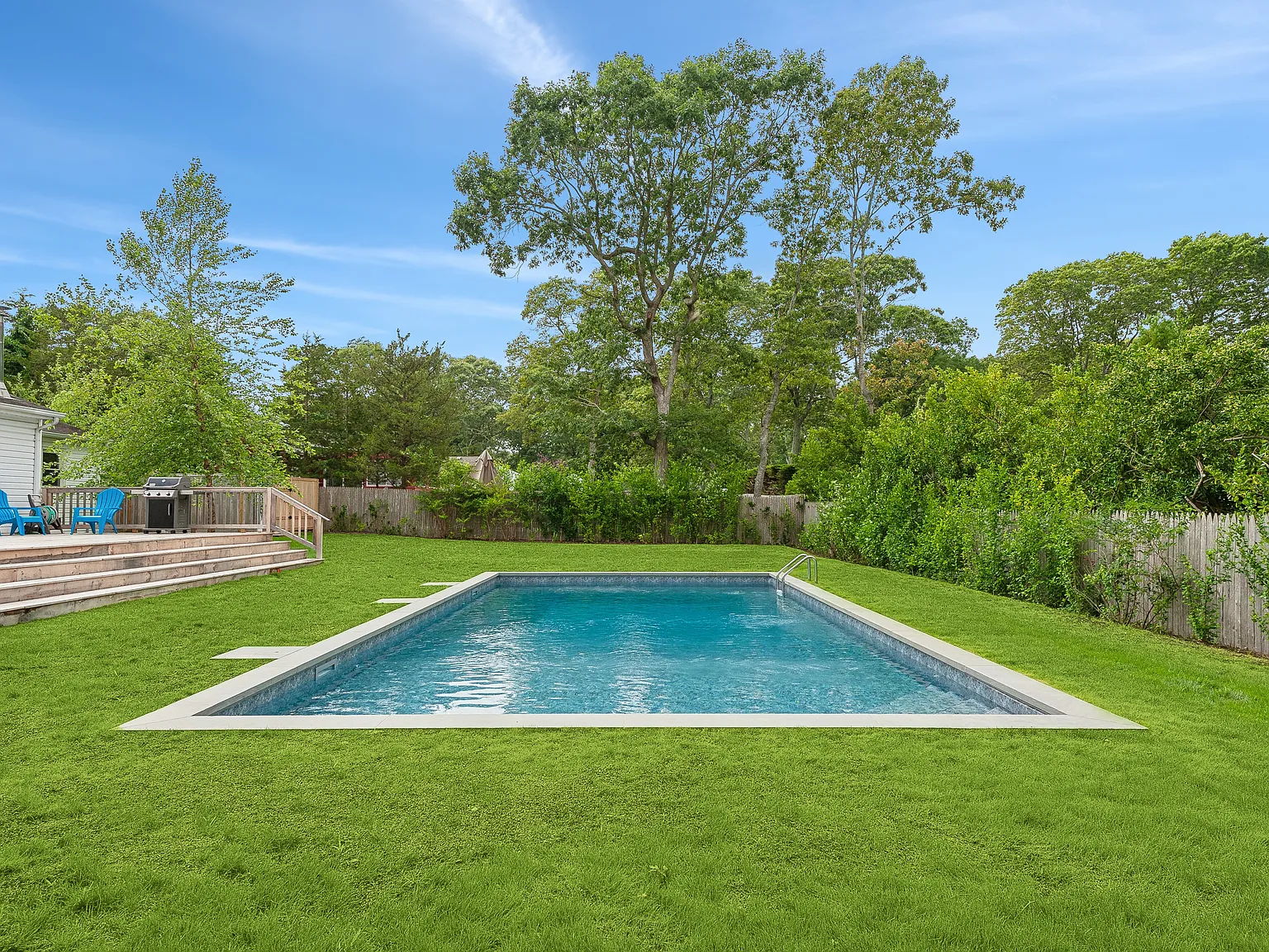 New Renovation in Hampton Bays with Heated Pool — Photo 2