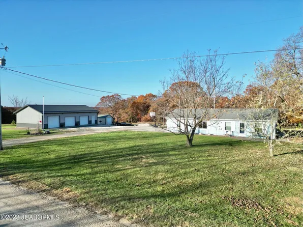 5844 McNeal Dr, Syracuse, MO 65354