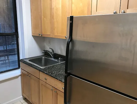 Rented by Beekman Street Realty | media 85