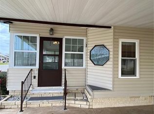 35042 Colony Hills Dr, Zephyrhills, FL 33541