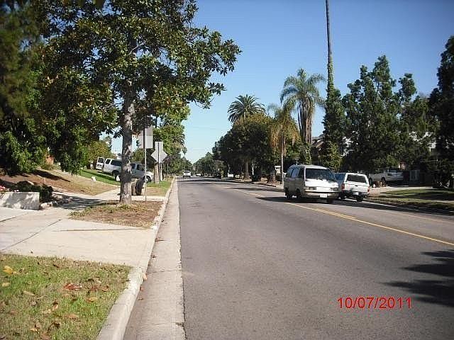 2nd image of 111 N Wilton Pl
