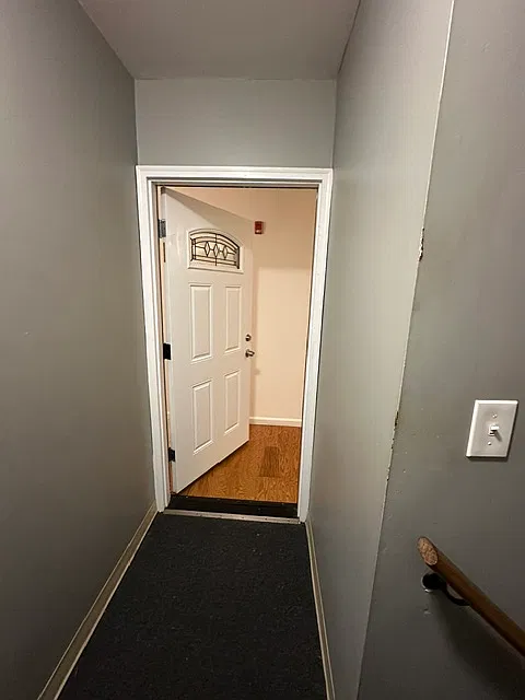 2 bed, 760 sqft, $1,150 — Photo 1