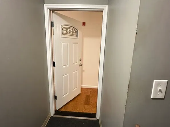 1142 S 52nd St Floor 2, Philadelphia, PA 19143