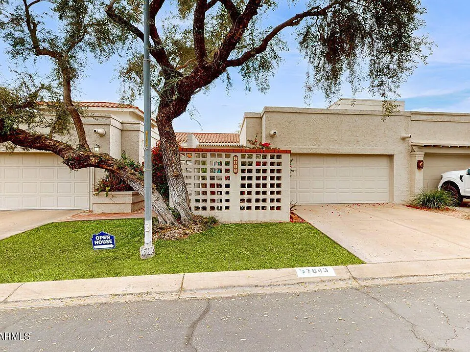 7643 E Sandalwood Dr