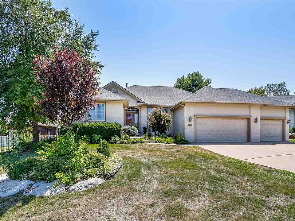 1st image of 13217 E Bridgefield Pl