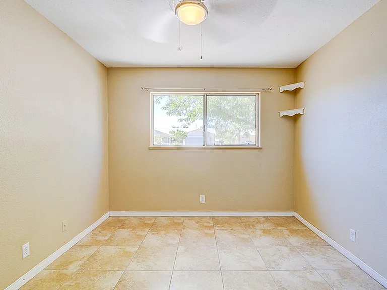 3990 Syracuse Dr — Photo 40