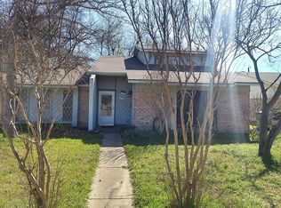 3518 Waldorf Dr, Garland, TX 75041