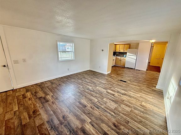 5th image of 25271 S 606th Ln