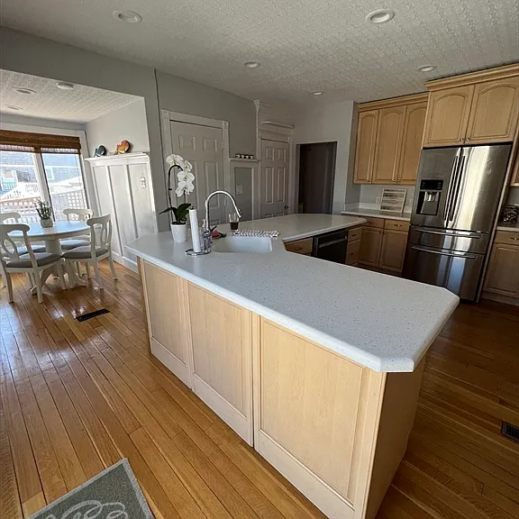 92 Manomet Ave — Photo 5