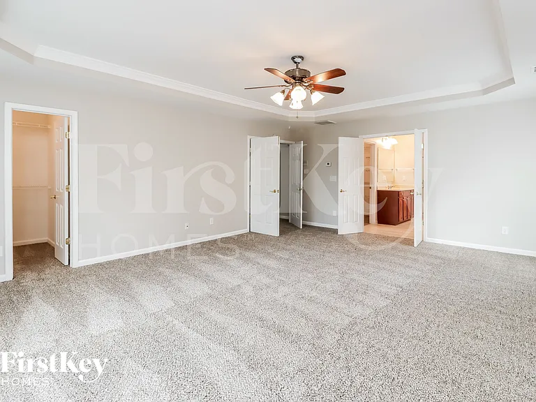 1421 Kentmire Ct — Photo 10